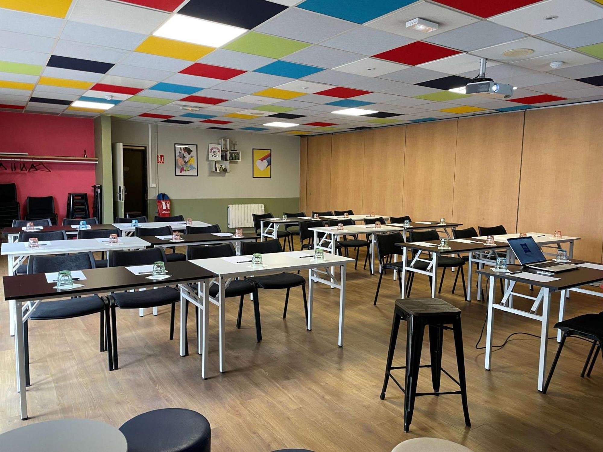 Ibis Budget Marne La Vallee Pontault Combault Bagian luar foto