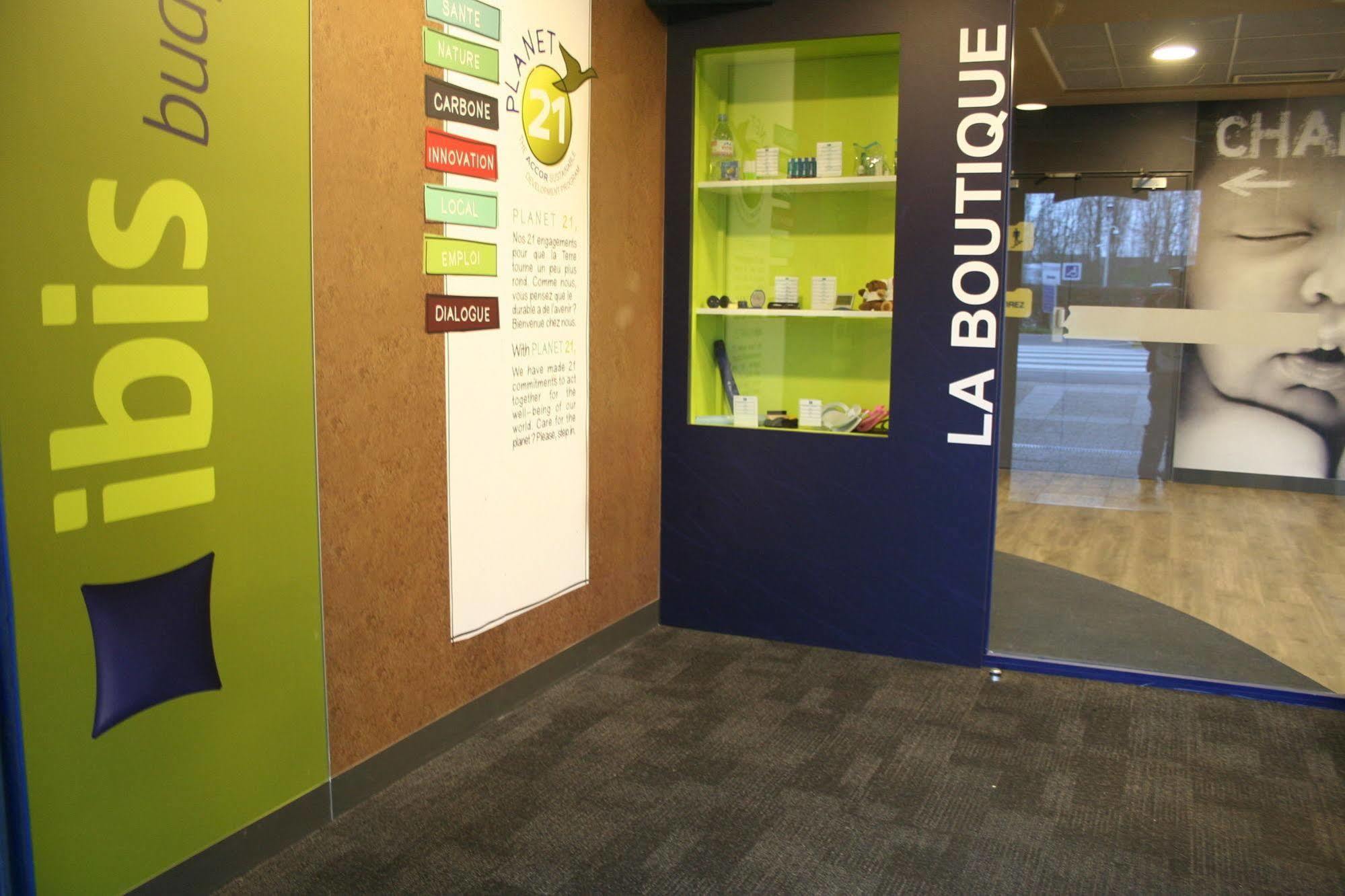 Ibis Budget Marne La Vallee Pontault Combault Bagian luar foto