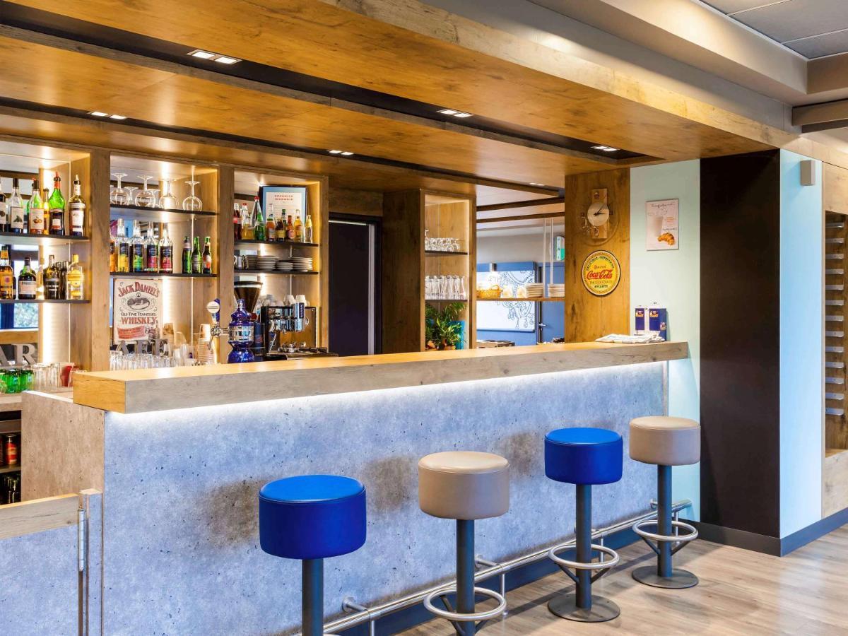 Ibis Budget Marne La Vallee Pontault Combault Bagian luar foto