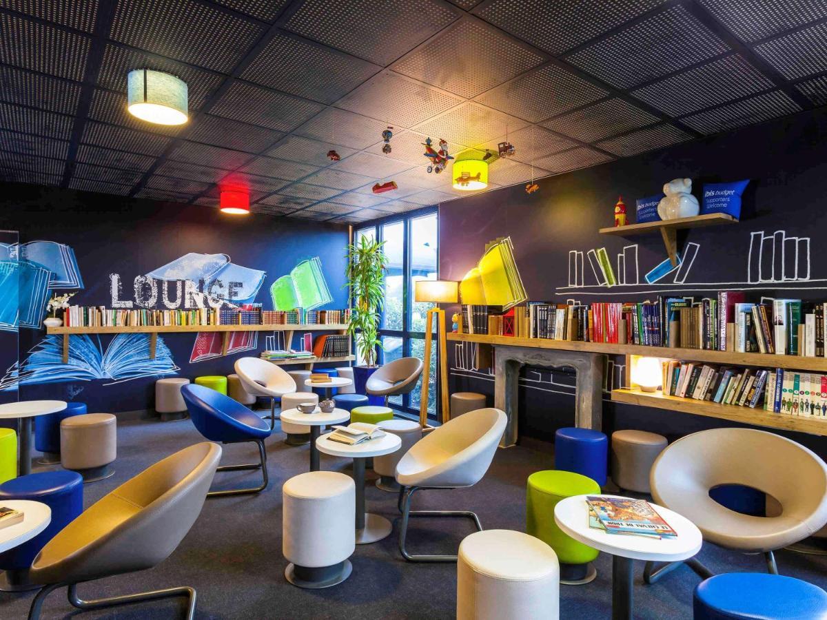 Ibis Budget Marne La Vallee Pontault Combault Bagian luar foto